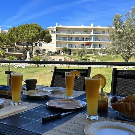 Charmant Appartement A 1Km De La Plage, Avec Piscine A Albufeira Bagian luar foto